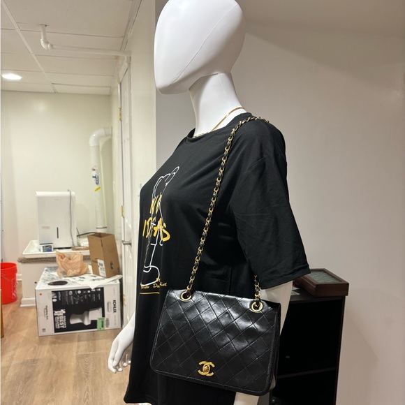 Authentic vintage Chanel lamp skin timeless chain bag - Picture 15 of 16